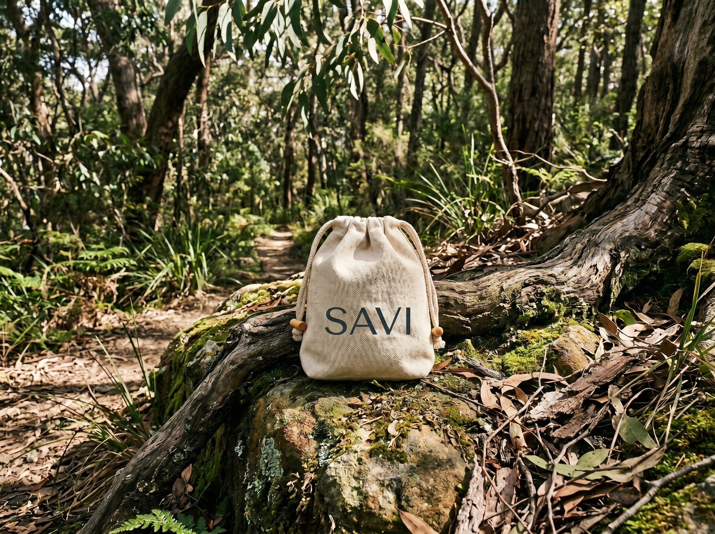 Savi reusable pouch in everyday life